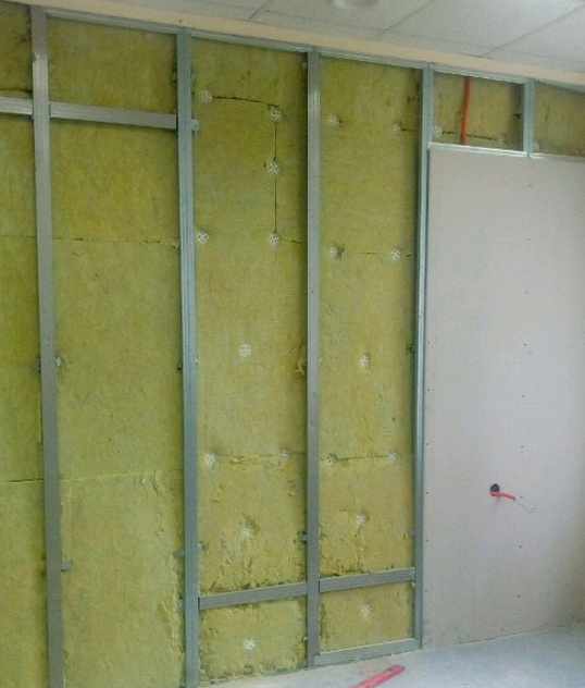 Выравнивание стен в квартире или доме своими руками. Чем можно выровнять стену?
